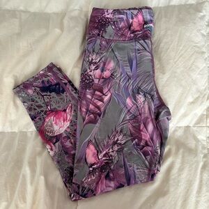 Evolution and Creation Tropical Floral Paradise Print Leggings Size Small